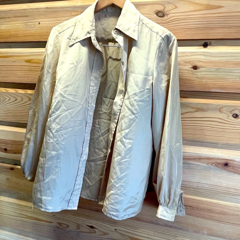 Large vintage button up blouse